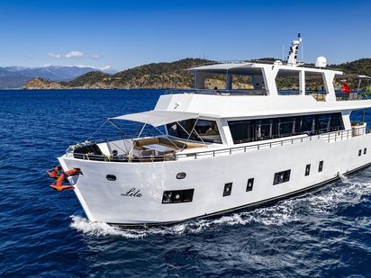 M520  Trawler Lila (0)