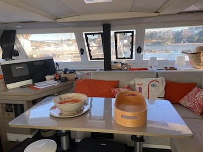 Katamaran Fountaine Pajot Lucia 40 · 2020 · JOY (1)