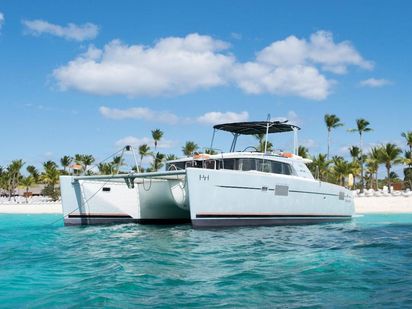 Private Catamaran  (1)
