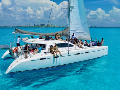 Private Catamaran Deluxe (0)