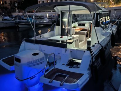 Barco a motor Jeanneau Merry Fisher 795 · 2019 (0)