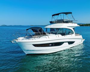 Beneteau Antares 11 OB FLY