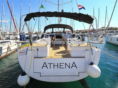 Athena (0)