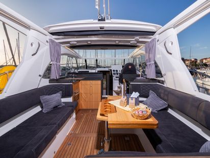 Motorboat Marex Marex 360 Cabriolet Cruiser · 2021 · 7 Happy days (1)