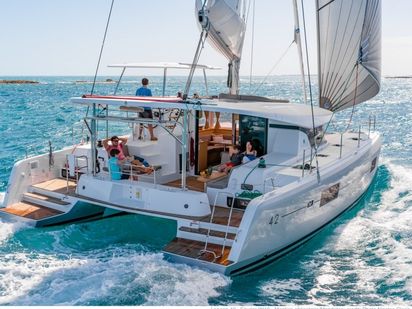 Catamaran Lagoon 42 · 2024 · Baghira (1)