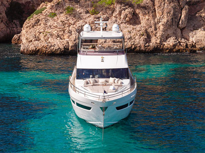 Bateau à moteur Princess Y78 · 2020 · MIO BARCO (1)