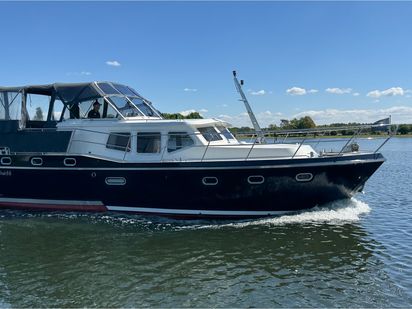 Houseboat Advantage 38 · 2008 (0)