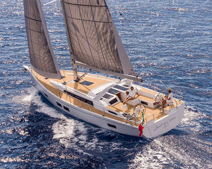 Grand Soleil 52