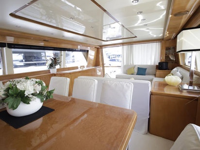 Barco a motore Falcon 86 · 2004 · Georg I (1)