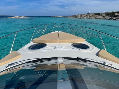 Motorboat Cranchi Endurance 41 · 2011 (refit 2023) · CRANCHI 41 - REFIT 2023 (2)