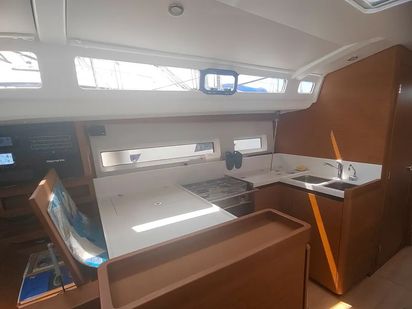 Velero Jeanneau Sun Odyssey 440 · 2024 · Greta (1)