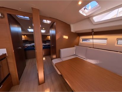 Sailboat Jeanneau Sun Odyssey 490 · 2023 · Alboran Vino Blanco (1)