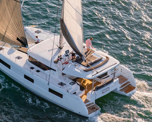 Lagoon 42