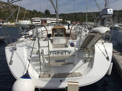 Sailboat Jeanneau 53 · 2013 (0)