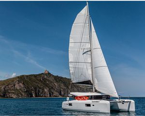 Lagoon 42