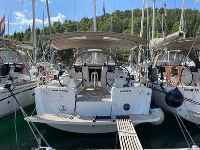 Sailboat Jeanneau Sun Odyssey 389 · 2017 (0)
