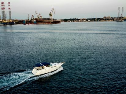 Barco a motor Cruisers 370 Express · 1990 (0)