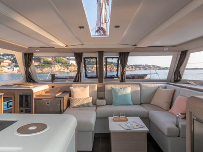 Catamaran Fountaine Pajot Isla 40 · 2021 · CL-ISL-21-F (1)