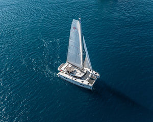 Fountaine Pajot Lucia 40