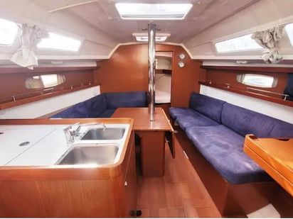 Żaglówka Beneteau Oceanis 31 · 2011 · Perig (1)