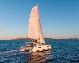 Fountaine Pajot Astrea 42