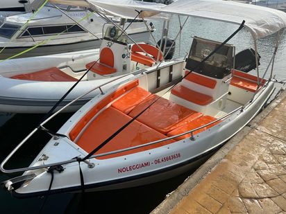 Barco a motor Custom Built · 2003 (0)