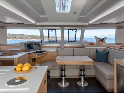 Katamaran Fountaine Pajot Astrea 42 · 2024 · Amapola - A/C, Generator, Water maker. Solar panel (1)