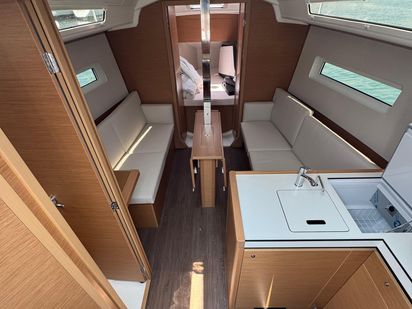 Voilier Jeanneau Sun Odyssey 350 · 2025 · All in (1)