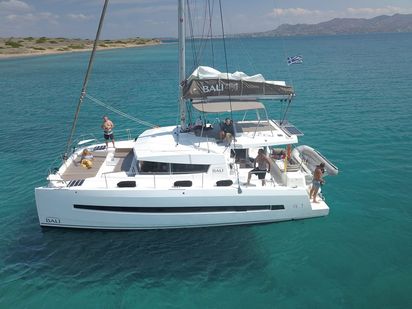 Catamaran Bali 4.1 · 2018 · Double Kiss (1)
