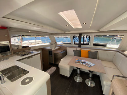 Catamaran Fountaine Pajot Isla 40 · 2021 · SAM (1)