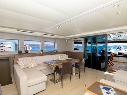 Catamaran Lagoon 620 · 2020 · The Sun (refit 2025) (1)