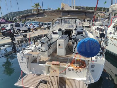 Velero Beneteau Oceanis 34 · 2023 (0)