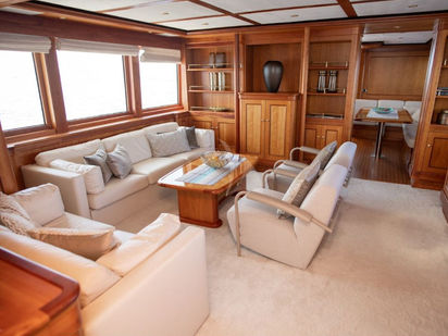 Motorboat Cruisers 440 · 2001 · SEA BREEZE II (1)