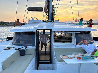 Catamaran Bali 4.2 · 2024 · Christeol (1)