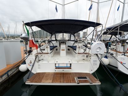 Żaglówka Beneteau Oceanis 37.1 · 2024 (0)