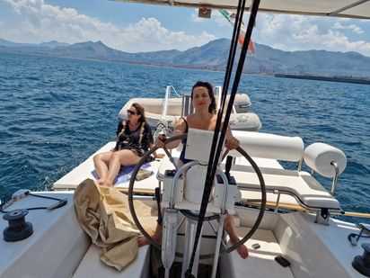 Catamaran Lady Hawke 37 · 1980 (refit 2022) · gin tonic (1)