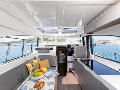 Motorboot Beneteau Antares 11 OB · 2024 · FALCON (1)