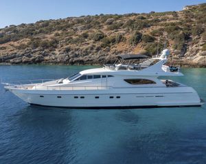 Ferretti 72