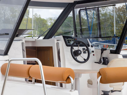 Huisboot Nexus Revo 870 · 2021 (0)