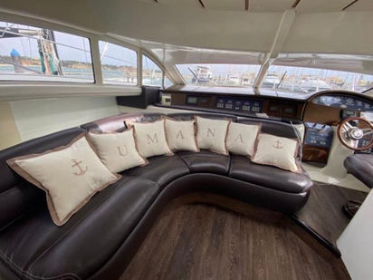 Barco a motor Cruisers 440 · 2003 · Umana (1)