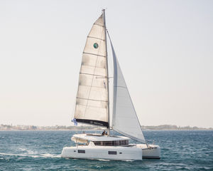Lagoon 42