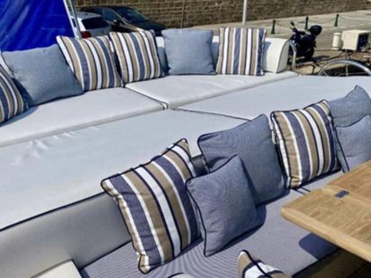 Motorboat Sunseeker Predator 84 · 2011 (refit 2019) · SunSeeker (1)
