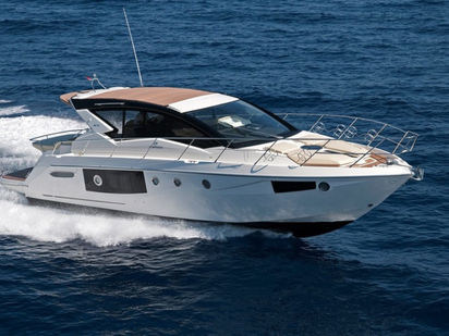 Motorboot Cranchi M44 HT · 2018 (0)