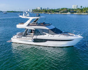 Galeon 500 Fly