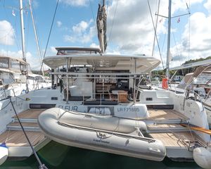 Lagoon 42