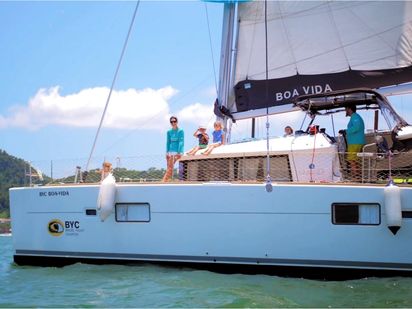 Catamaran Lagoon 400 S2 · 2014 (0)