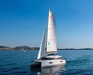 Fountaine Pajot Astrea 42