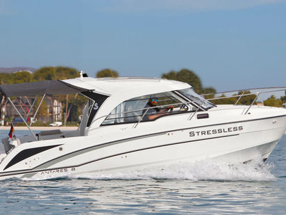 Motorboat Beneteau Antares 8 · 2023 (0)