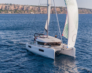 Lagoon 40