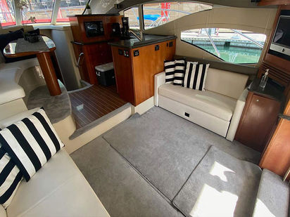 Bateau à moteur Cruiser 47 Fly · 2012 · Cruiser 47 (1)